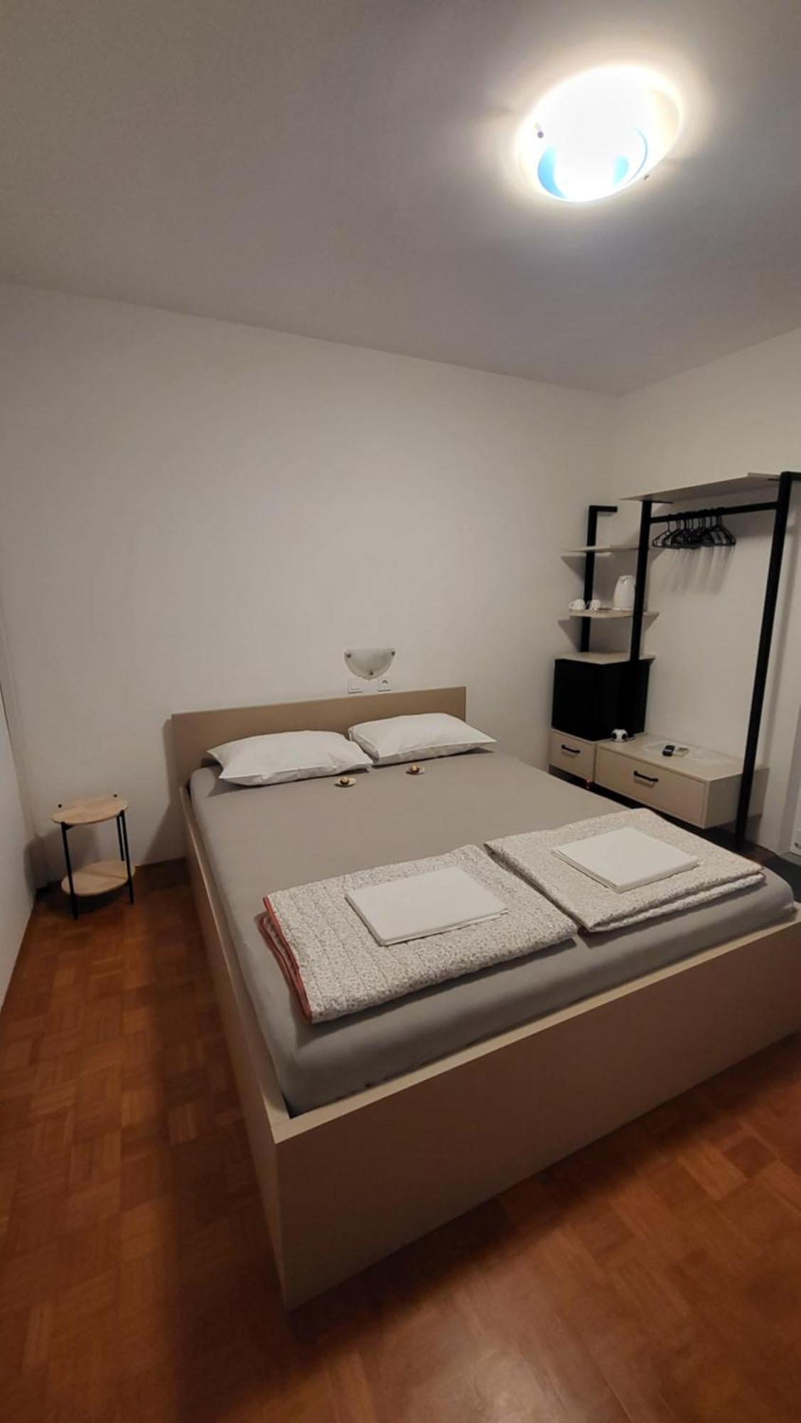 Apartments & Rooms Fam Ribaric Banjol ห้อง รูปภาพ